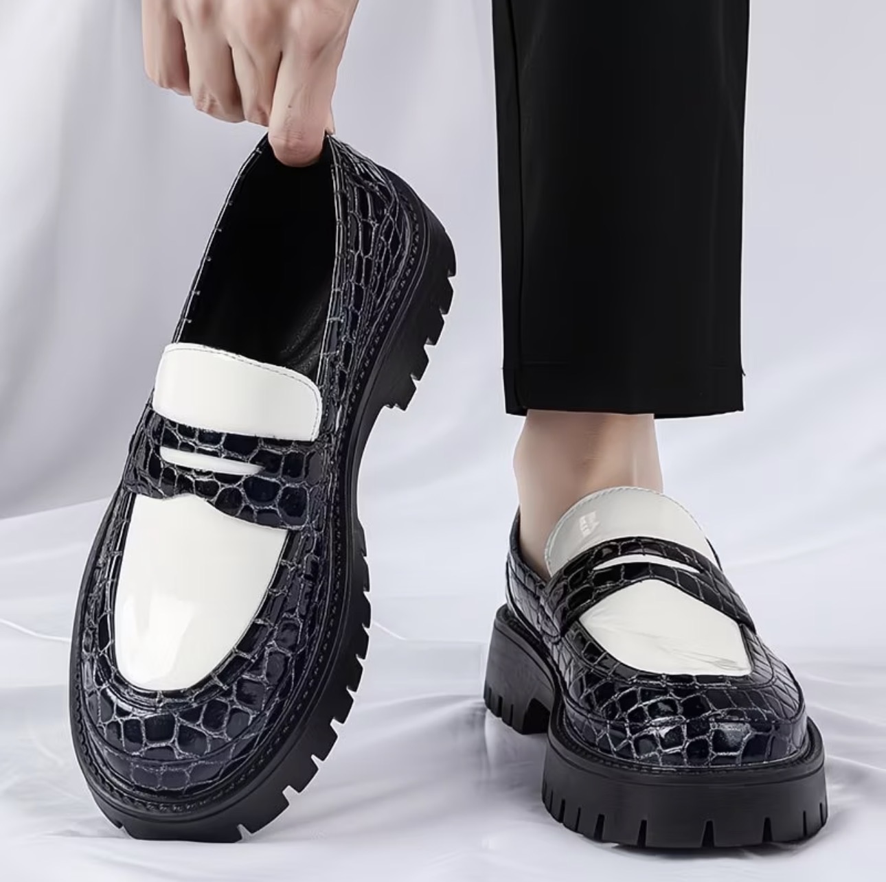Mocassins chunky à motif crocodile bicolores homme